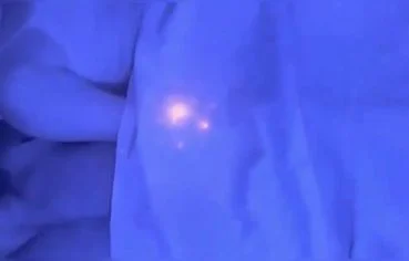 Alane do BBB arreganhada no banheiro, se masturbando até gozar gostoso em cima do vaso